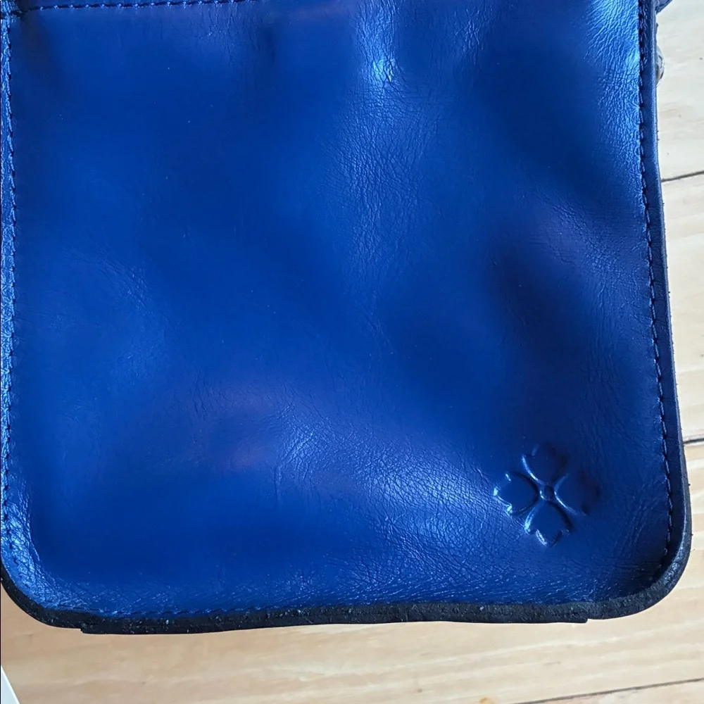 Patricia Nash lari in navy peony - Picture 6 of 16